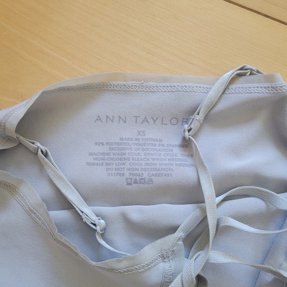 Ann Taylor XS Sheer Trim Layering Cami Light Grey Minimal Chic Stretch Tank - Picture 2 of 3